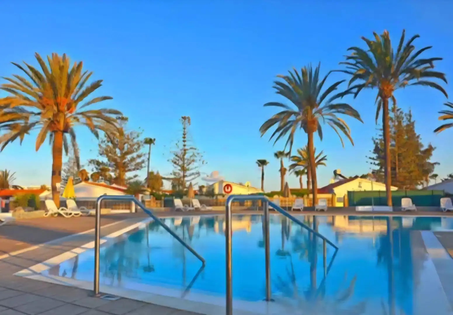 Schwimmbecken von Haus oder Chalet zum Verkauf in San Bartolomé de Tirajana mit Privatgarten, Terrasse und Möbliert