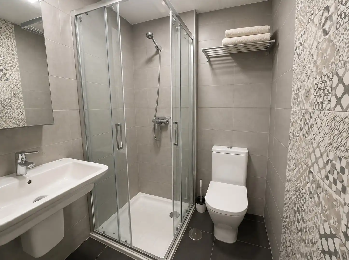 Baño de Piso en venta en Vélez-Málaga con Aire acondicionado, Calefacción y Terraza