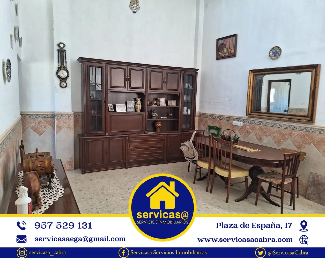 Comedor de Finca rústica en venta en Cabra