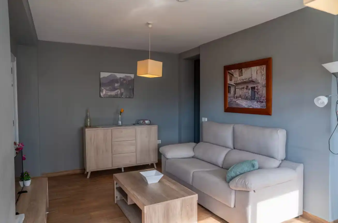 Sala de estar de Apartamento de alquiler en Benidorm con Aire acondicionado, Calefacción y Parquet