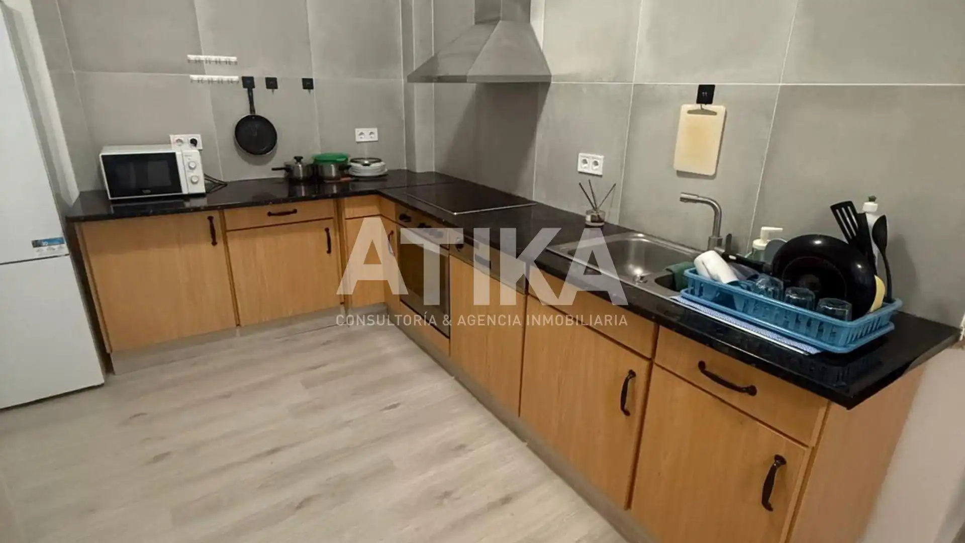 Kitchen of Flat for share in Ontinyent  with Air Conditioner, Heating and Parquet flooring