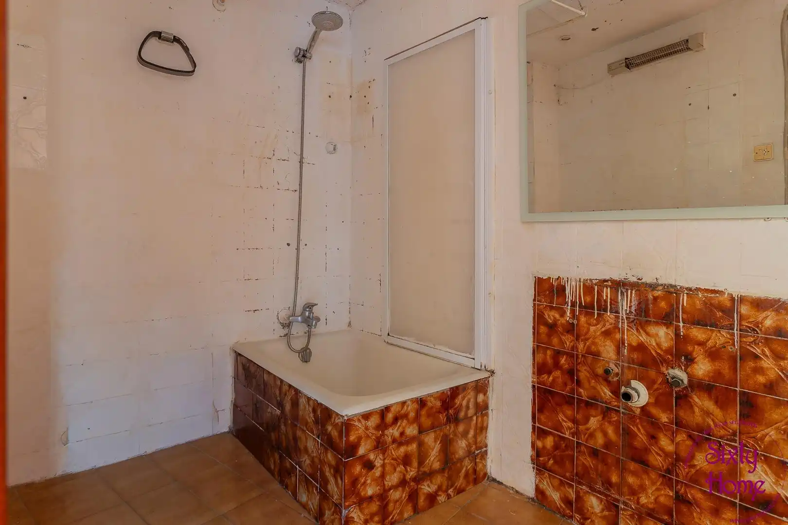 Bathroom of Flat for sale in Zaragoza  with Air Conditioner and Heating