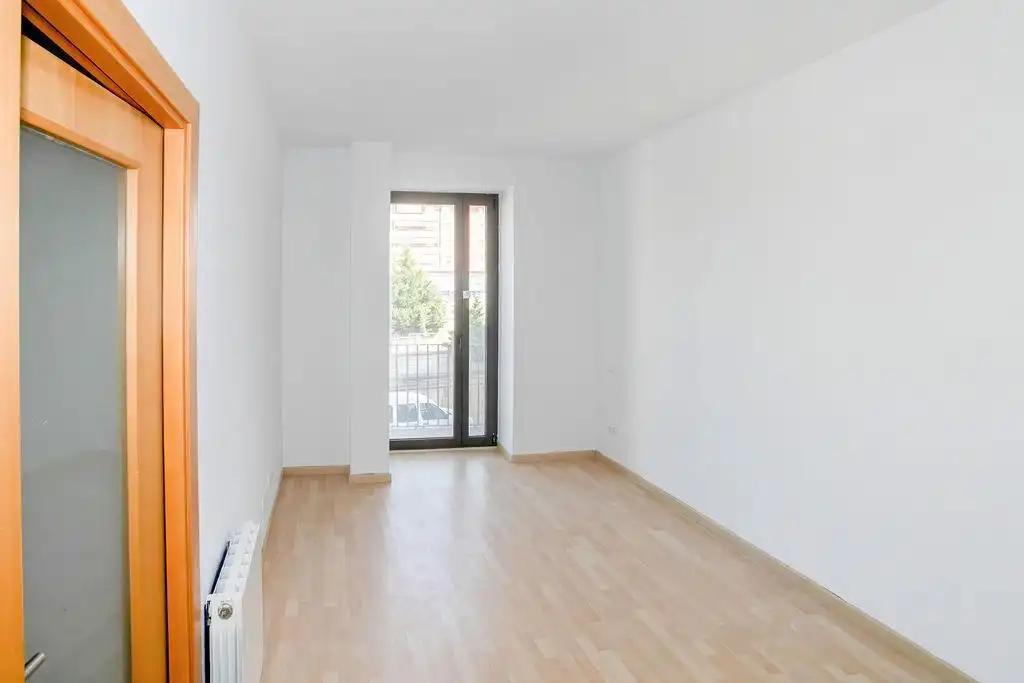 Local comercial en venda a Del Segle Xx, imagen 3