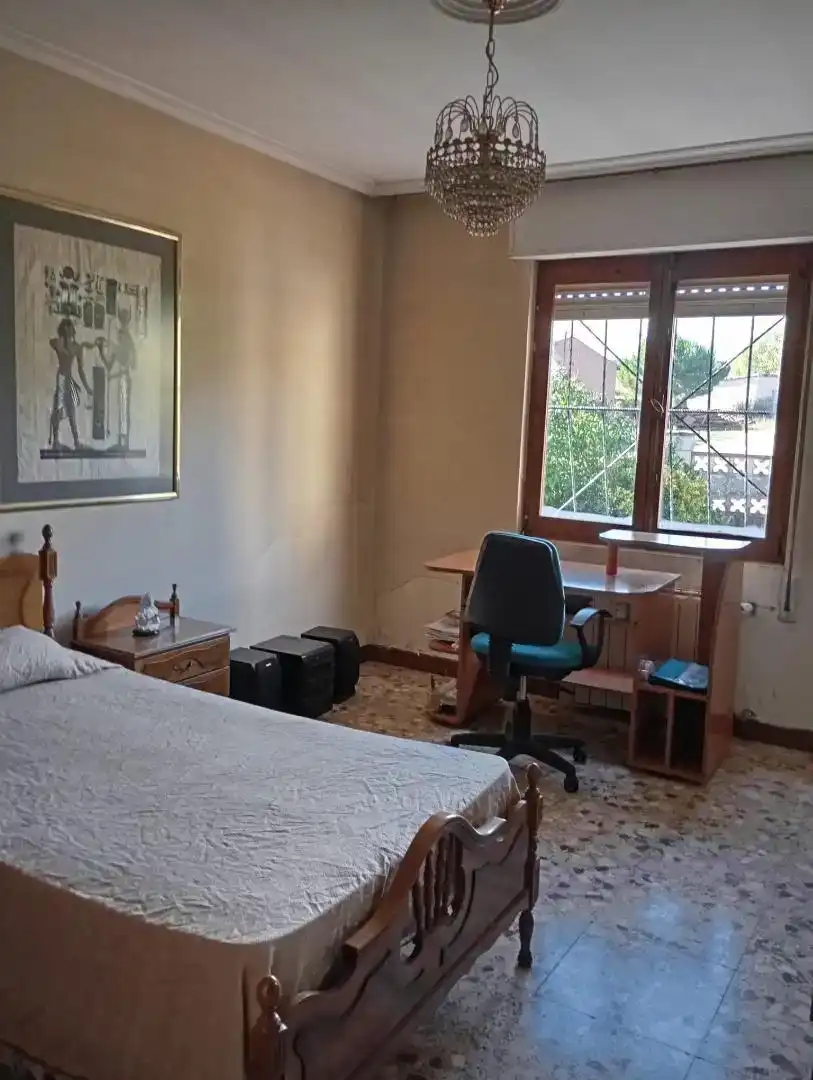 Dormitori de Casa o xalet en venda en Herrera de Pisuerga amb Jardí privat, Moblat i Forn