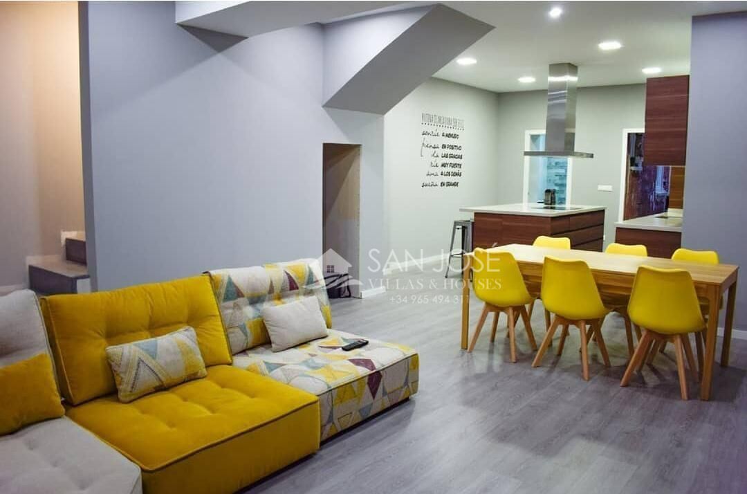 Living room of House or chalet for sale in Novelda  with Air Conditioner