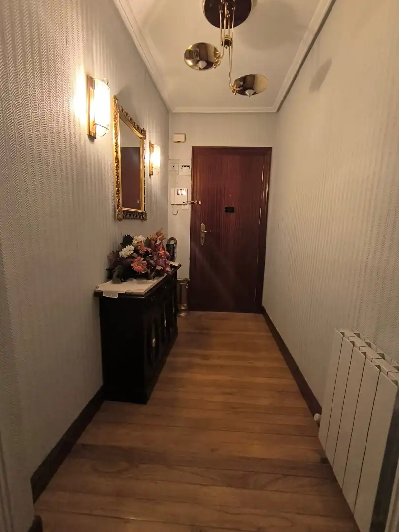 Piso en venta en Bilbao  con Calefacción, Parquet y Amueblado