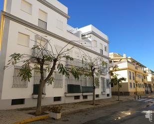 Vista exterior de Pis en venda en Cortes de la Frontera amb Jardí privat