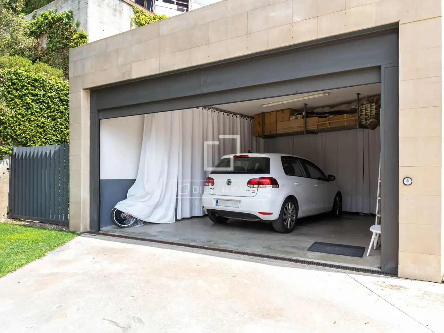 Parking de Casa o chalet en venta en Barcelona con Terraza