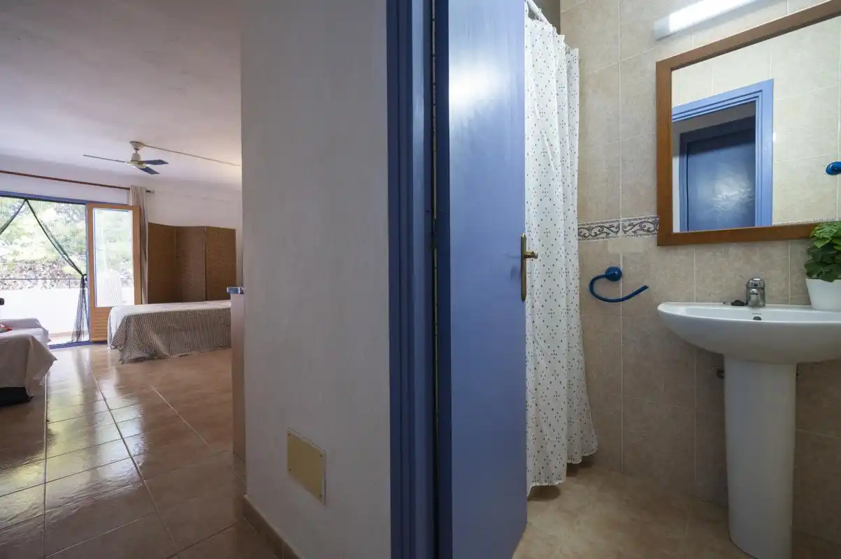 Bany de Estudi en venda en Sant Joan de Labritja amb Calefacció, Jardí privat i Piscina