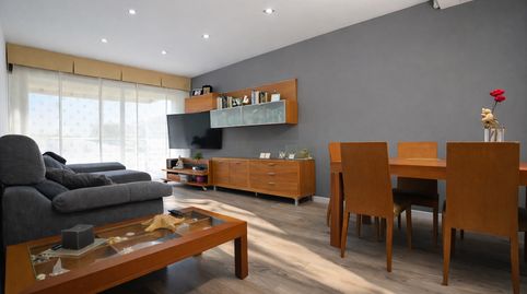 Foto 3 de Casa adosada en venta en Carrer de Plàcid Vidal I Rosich, Mestral, Reus