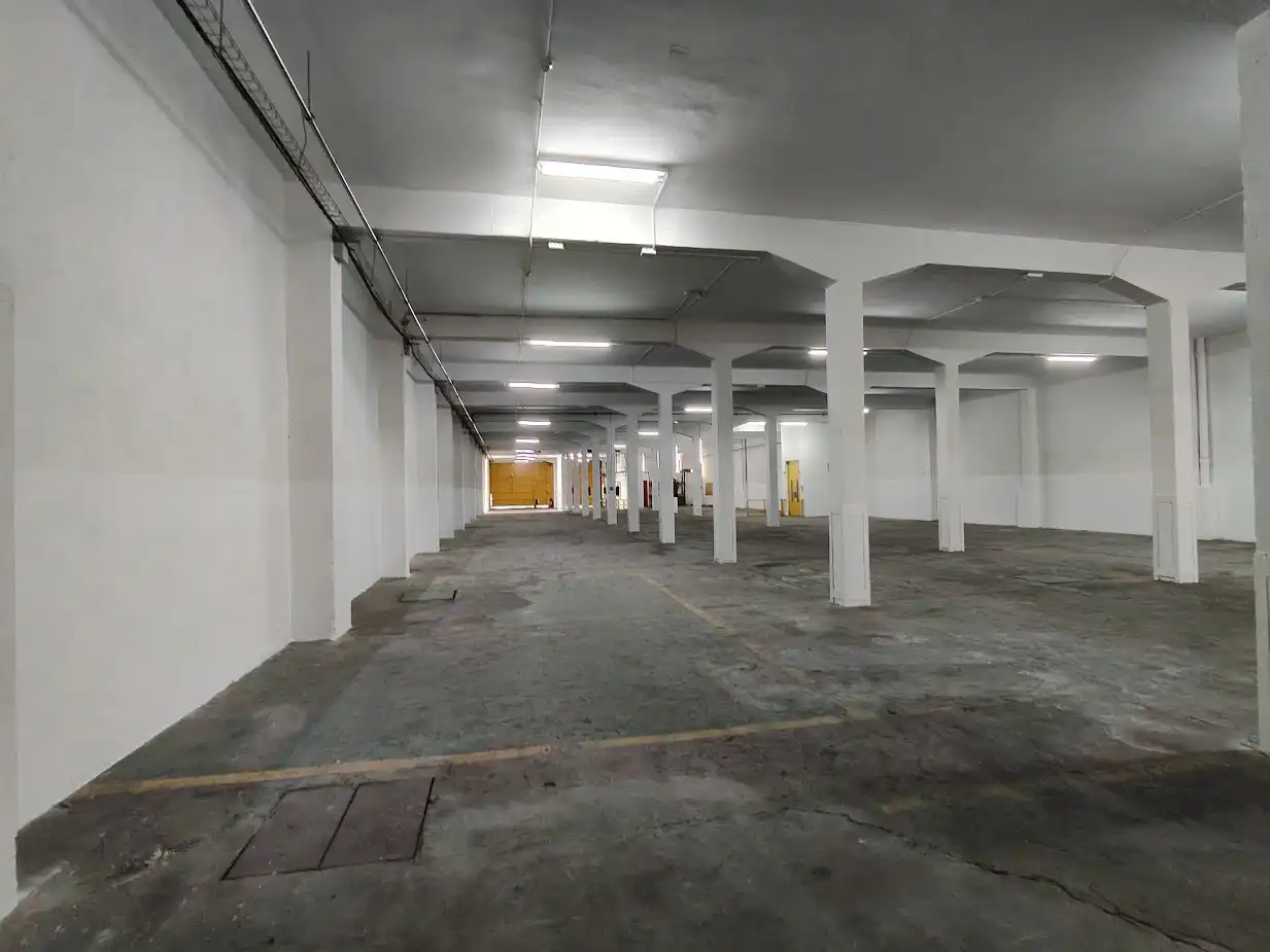 Nau industrial en venda en Sant Boi de Llobregat