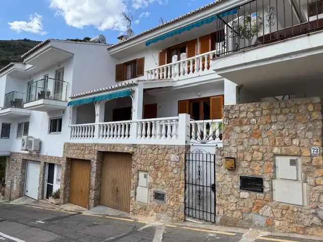 Maison mitoyenne avec piscine à vendre à Urbanización Cullera Park