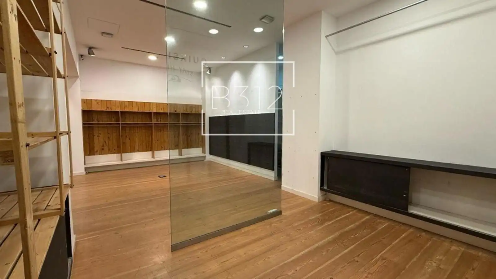 Commercial properties for rent in Barcelona  with Air Conditioner