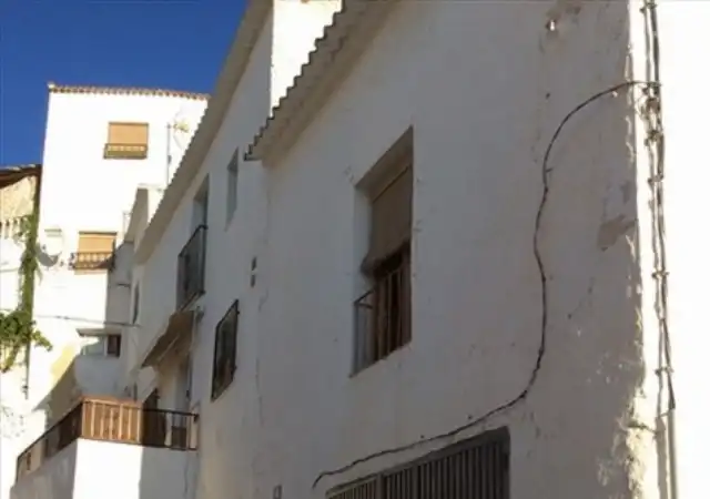 Vista exterior de Piso en venta en Colomera