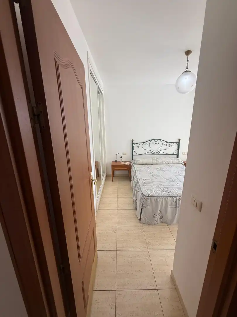 Habitación de Ático en venta en Adeje con Terraza, Trastero y Piscina comunitaria