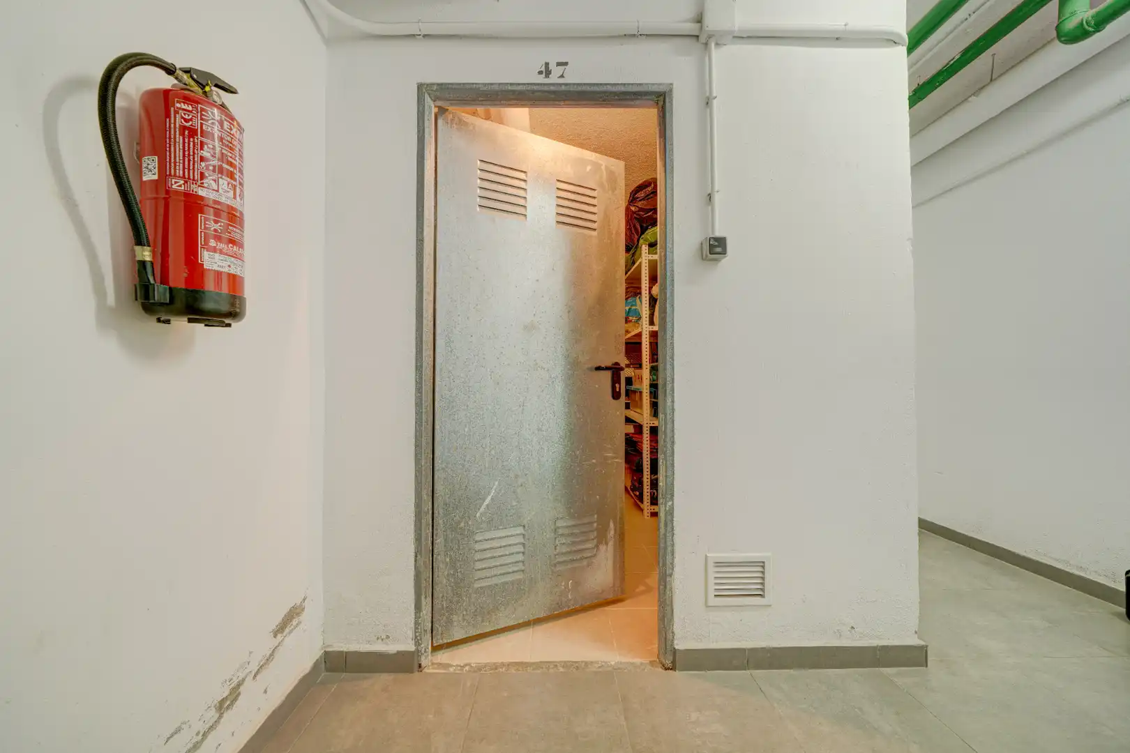 Dachboden zum Verkauf in La Pobla de Farnals mit Klimaanlage, Heizung und Terrasse