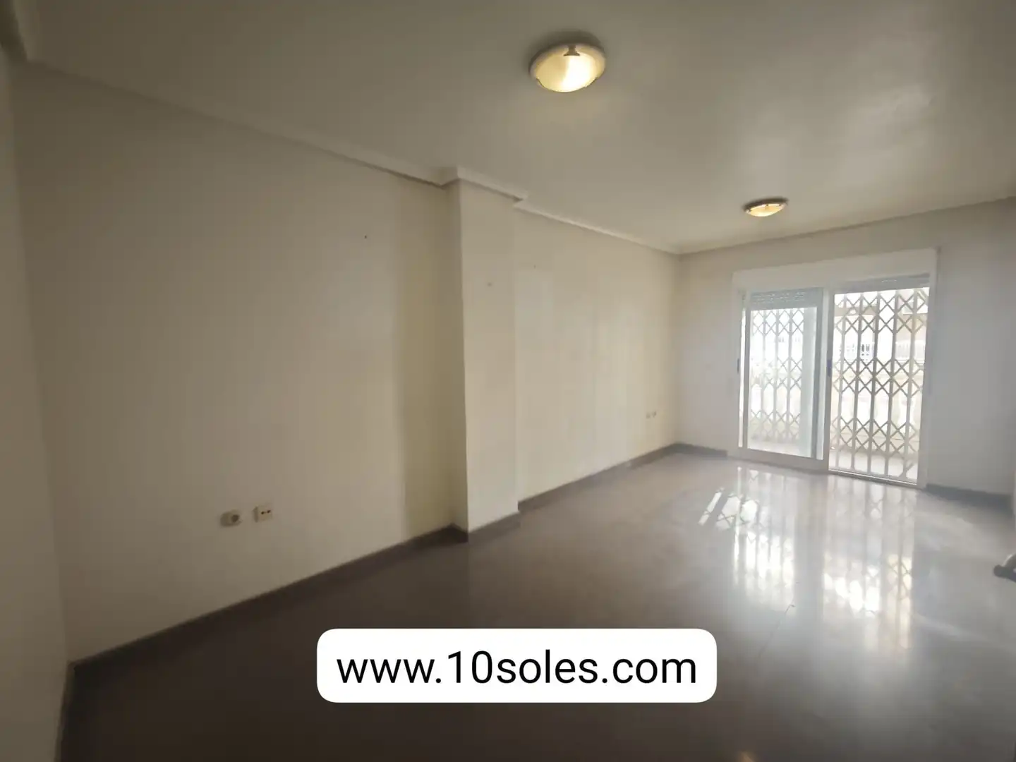 Piso en venta en Orihuela con Terraza