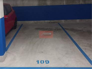 Einzelparkplatz zur Miete in López Abente