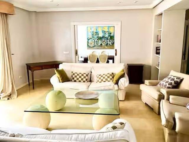 Piso en Alquiler en Nuestra Señora de Gracia en Playa Bajadilla - Puertos