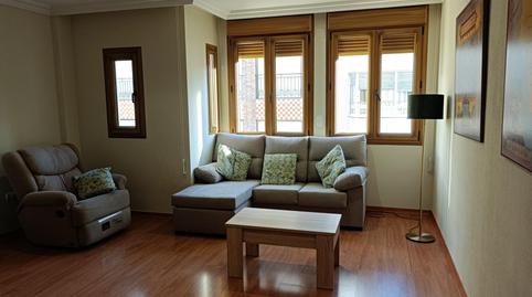 Foto 4 de Piso de alquiler en Centro, Alicante