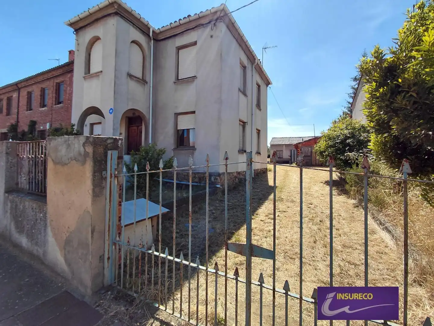 Houses for sale in Cuadros  with Private garden and Terrace