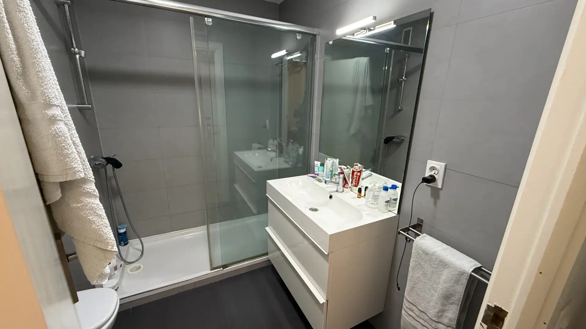 Baño de Apartamento en venta en Madrid con Calefacción, Terraza y Amueblado