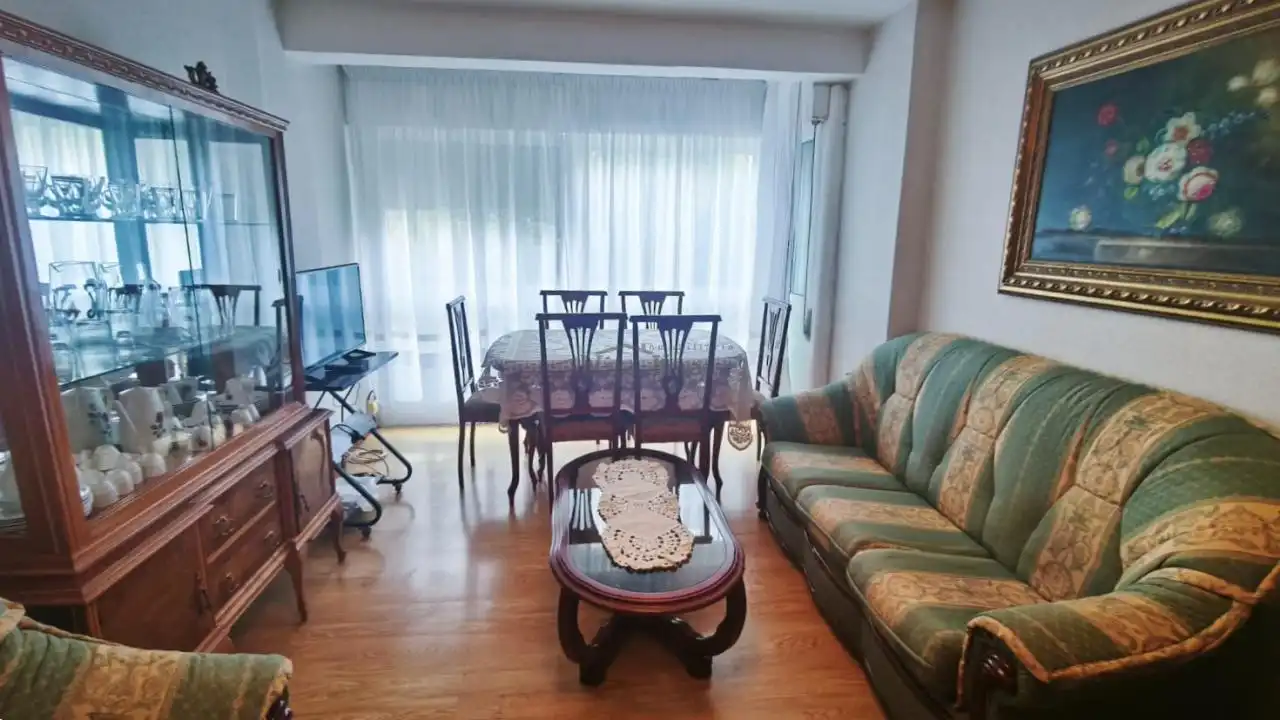 Flat to rent in CRUCEIRO QUEBRADO, imagen 2