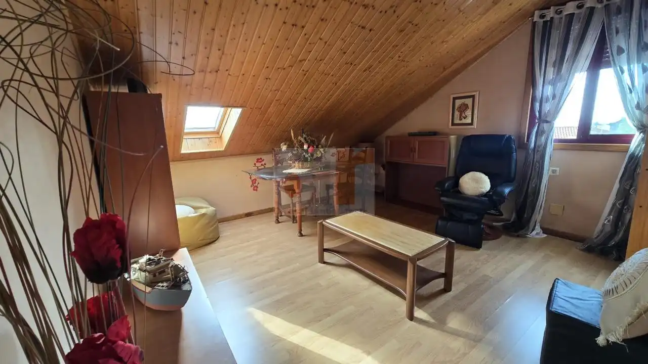 Sala de estar de Casa o chalet en venta en Moaña con Calefacción, Jardín privado y Amueblado