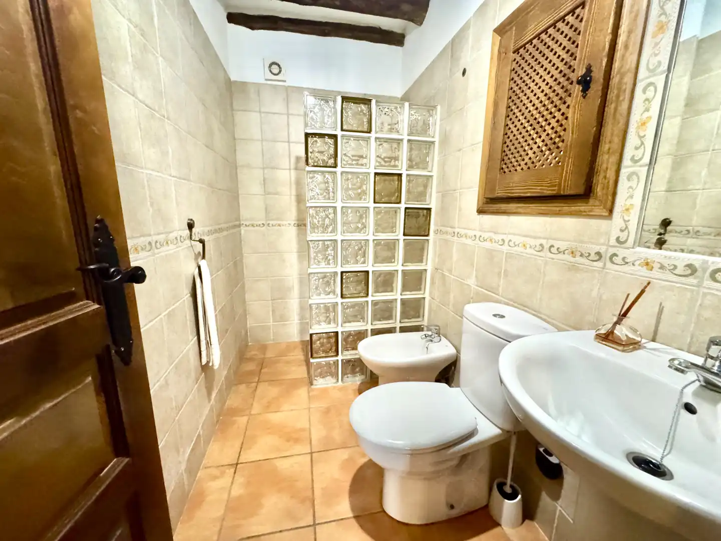 Bathroom of Buildings for sale in Bérchules