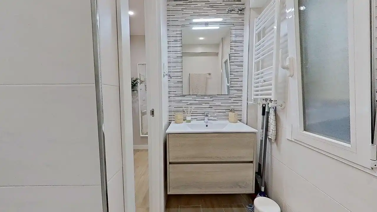 Flat with lift to rent in Calle de La Bañeza, imagen 24