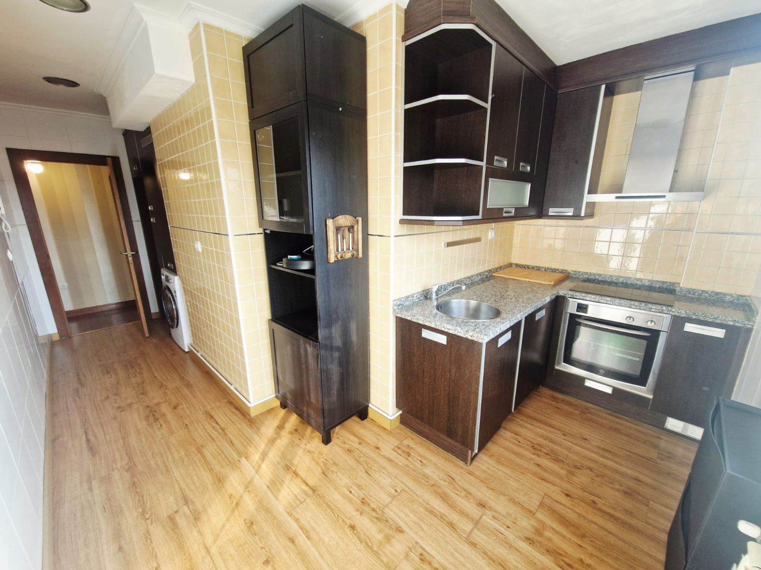 Cuina de Pis en venda en Avilés amb Calefacció, Parquet i Terrassa