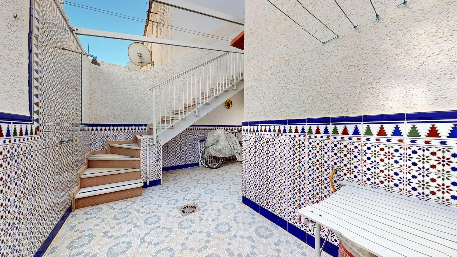 Terrassa de Casa adosada en venda en San Pedro del Pinatar amb Aire condicionat, Terrassa i Traster