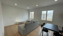 Living room of Flat to rent in  Barcelona Capital  with Heating and Furnished