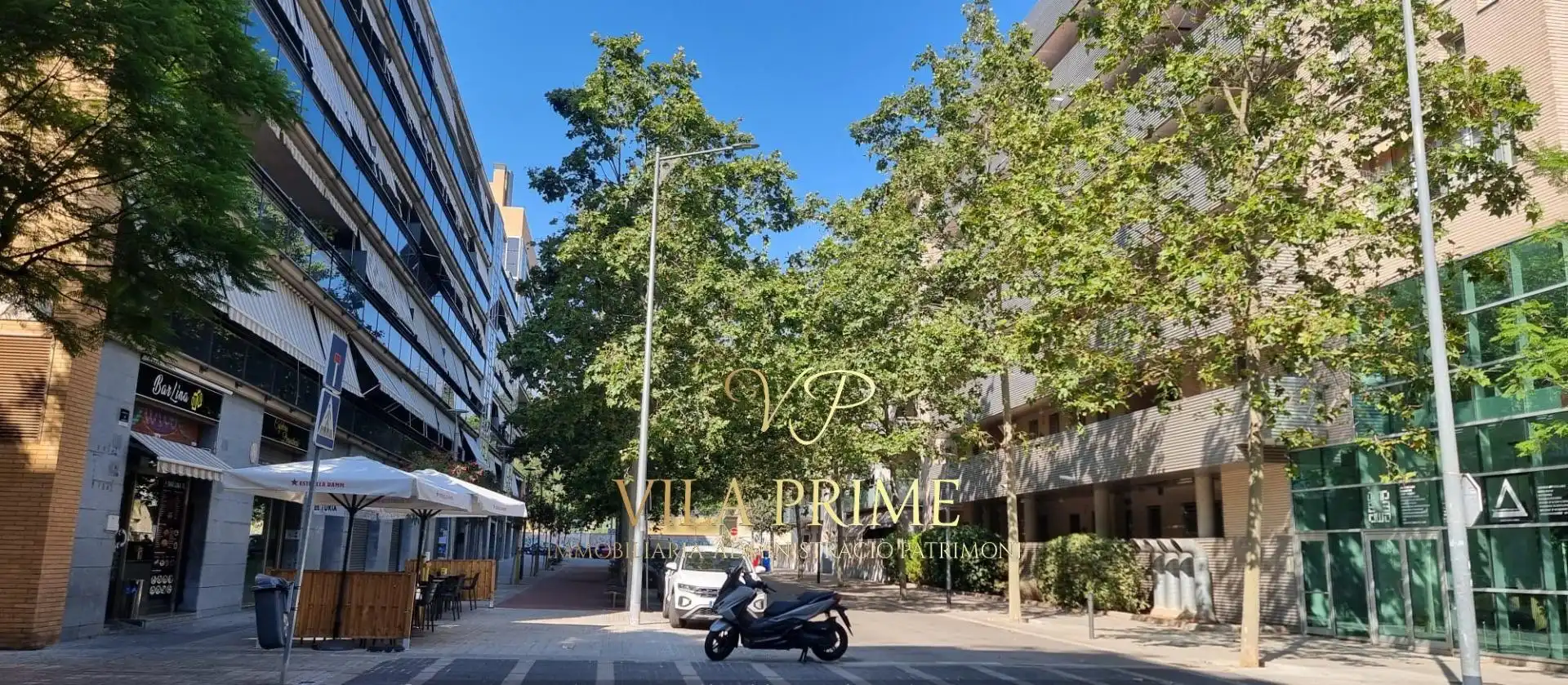 Vista exterior de Casa adosada en venda en Mataró amb Aire condicionat, Calefacció i Terrassa