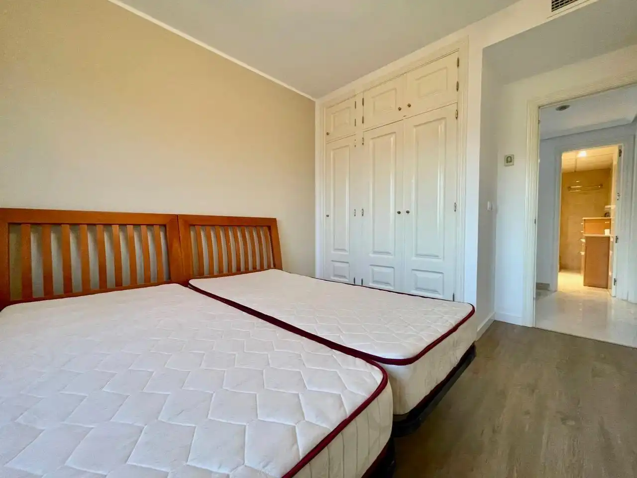 Detached house with terrace for sale in Golf Bahía, imagen 13