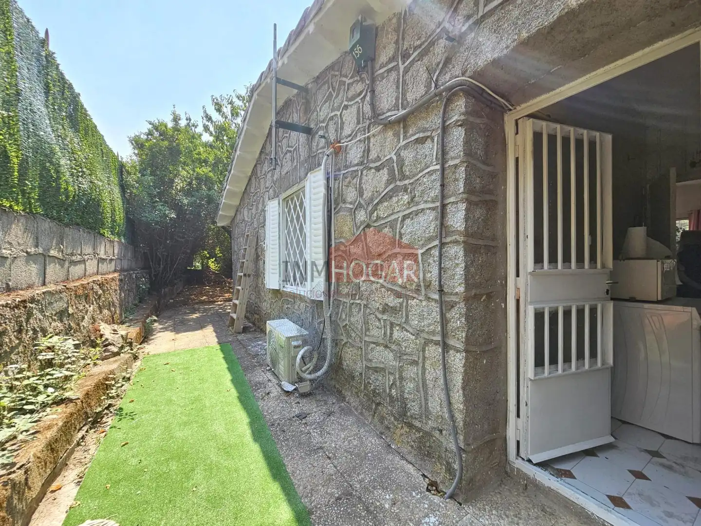 Vista exterior de Casa o chalet en venta en Herradón de Pinares con Calefacción, Jardín privado y Terraza