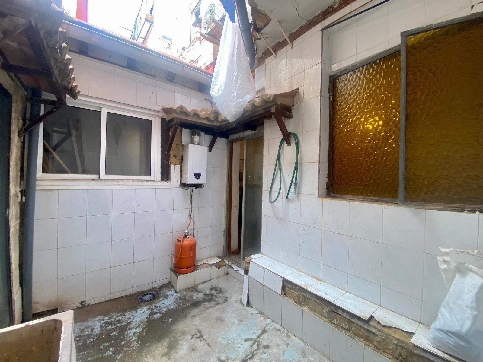 Erdgeschoss zum verkauf in Calle NA JORDANA, El Carme, Ciutat Vella