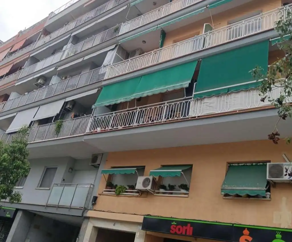 Vista exterior de Pis en venda en Castelldefels amb Terrassa