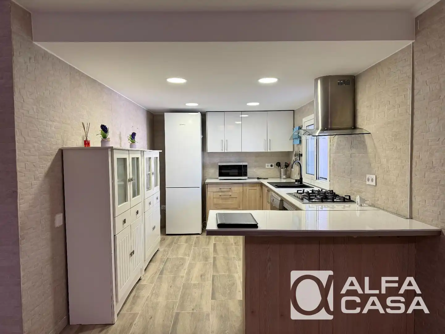 Cuina de Casa o xalet en venda en Lloret de Mar amb Calefacció, Terrassa i Traster