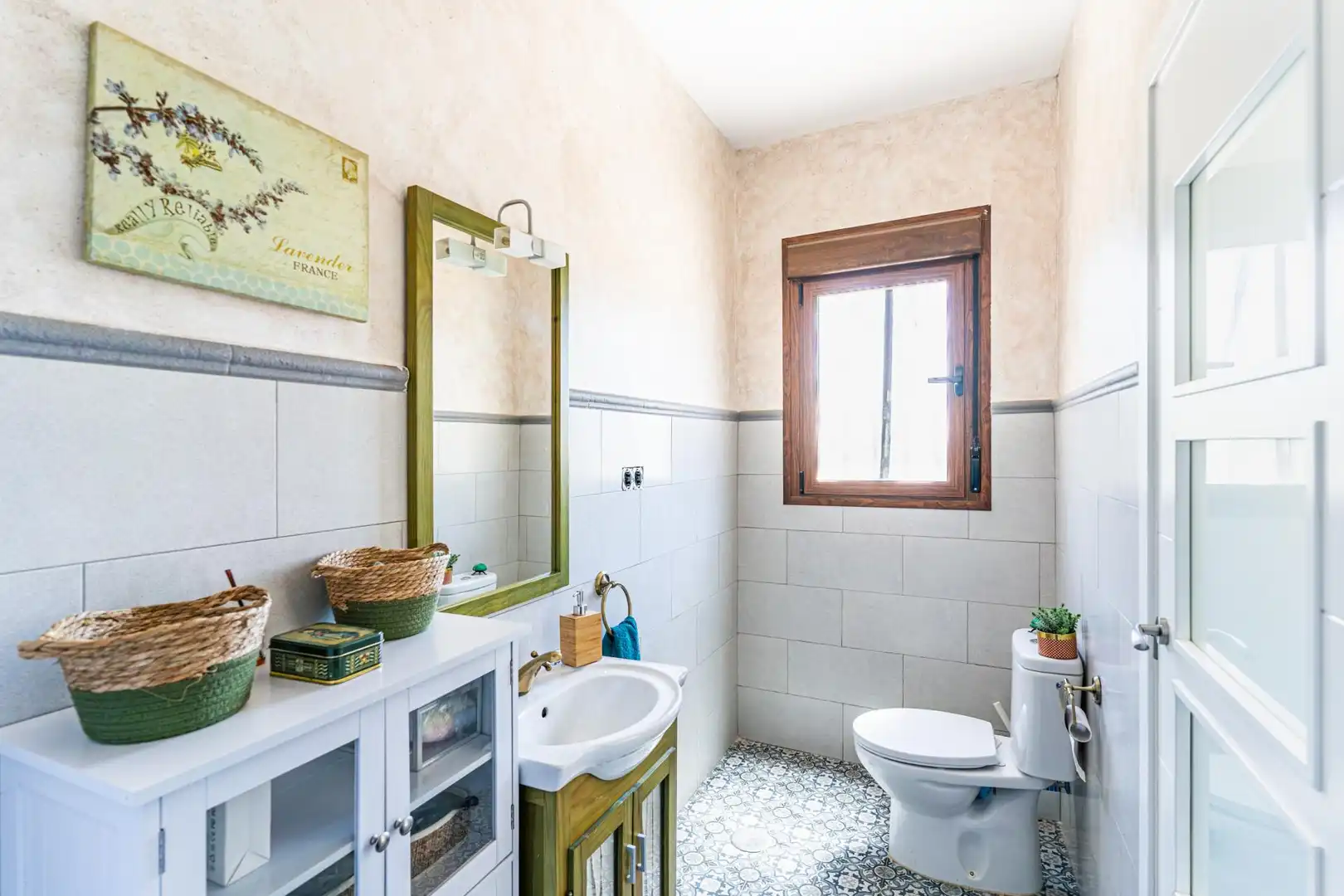 Bathroom of Houses for sale in Yuncos  with Air Conditioner, Heating and Private garden