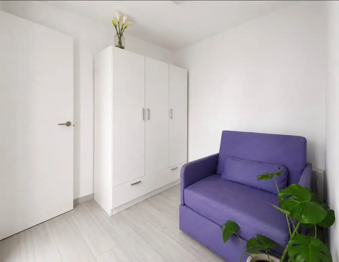 Bedroom of Flat for sale in Madrid  with Terrace, Oven and Washing machine