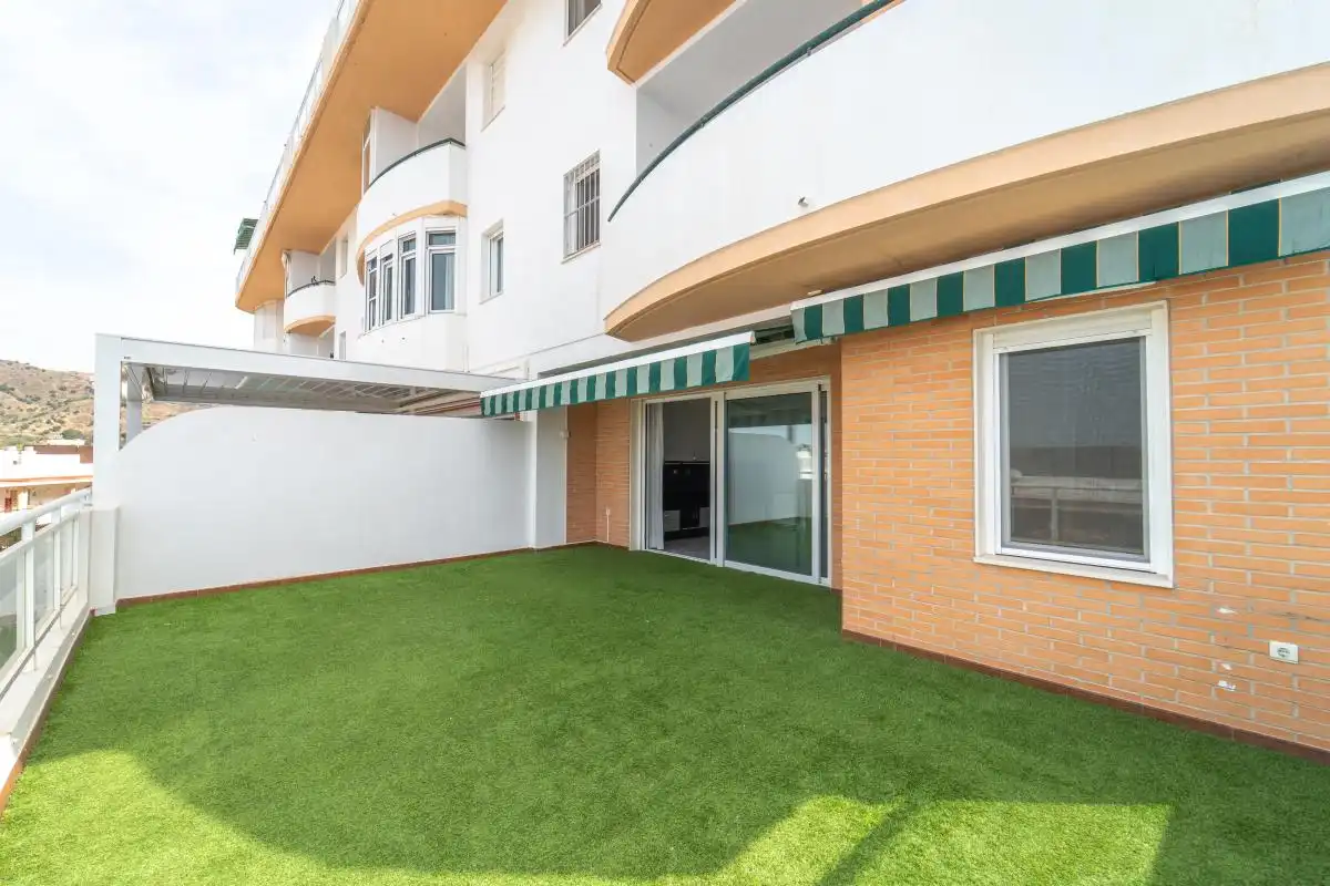 Terraza de Dúplex en venta en Rincón de la Victoria con Aire acondicionado, Calefacción y Jardín privado