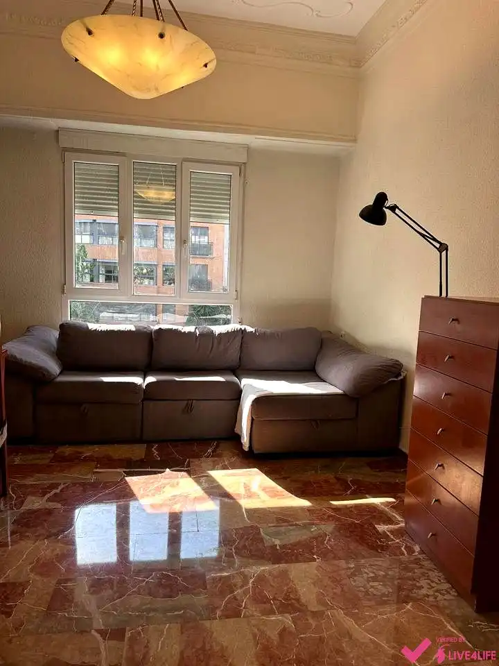 Living room of Flat for rent in Valencia  with Furnished