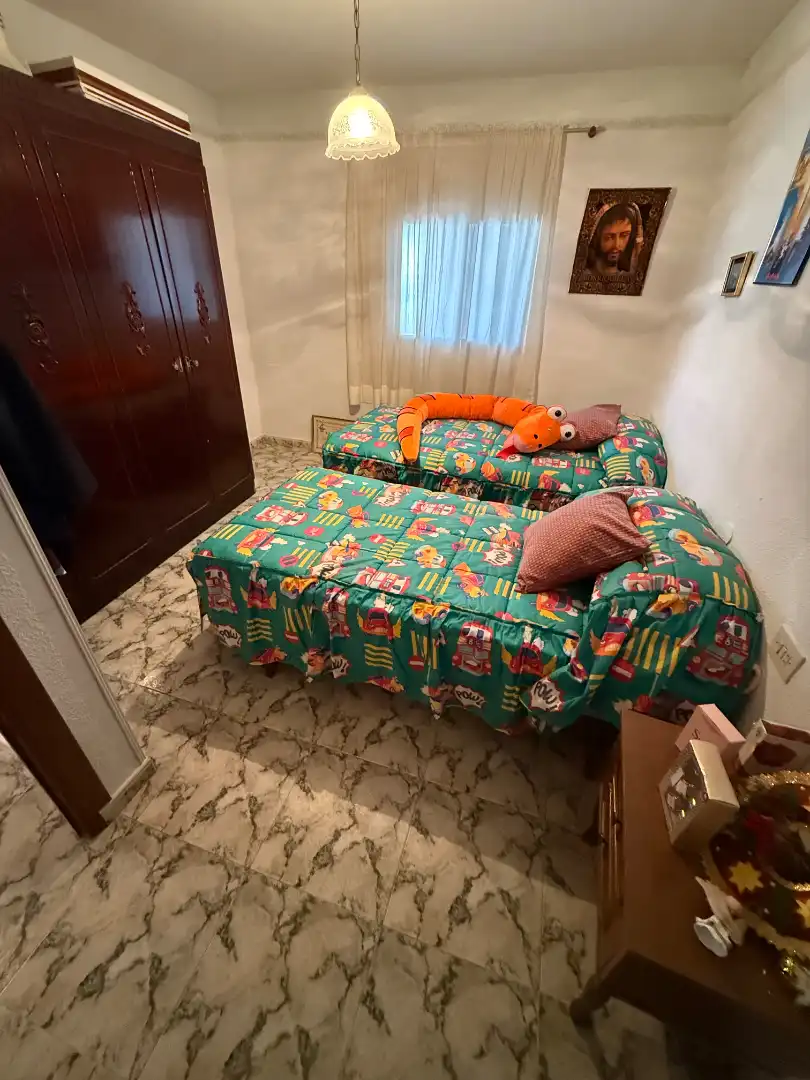Dormitori de Casa o xalet en venda en Alcalá la Real amb Terrassa, Traster i Moblat