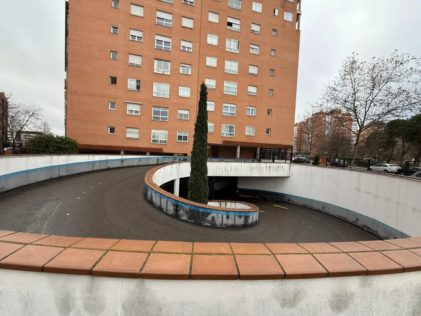 Aparcament de Apartament en venda en Madrid