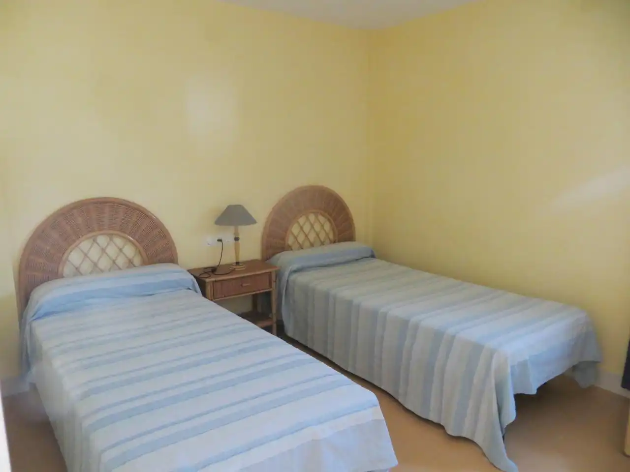 Dormitori de Casa o xalet de lloguer en Punta Umbría amb Jardí privat, Moblat i Balcó