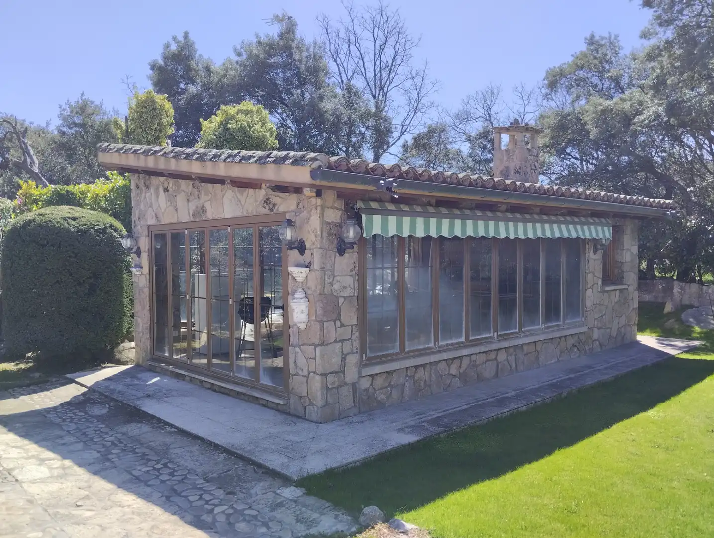 Exterior view of Houses for sale in El Escorial  with Air Conditioner, Heating and Private garden