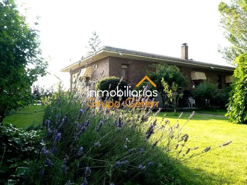 Houses for sale in Santo Domingo de la Calzada