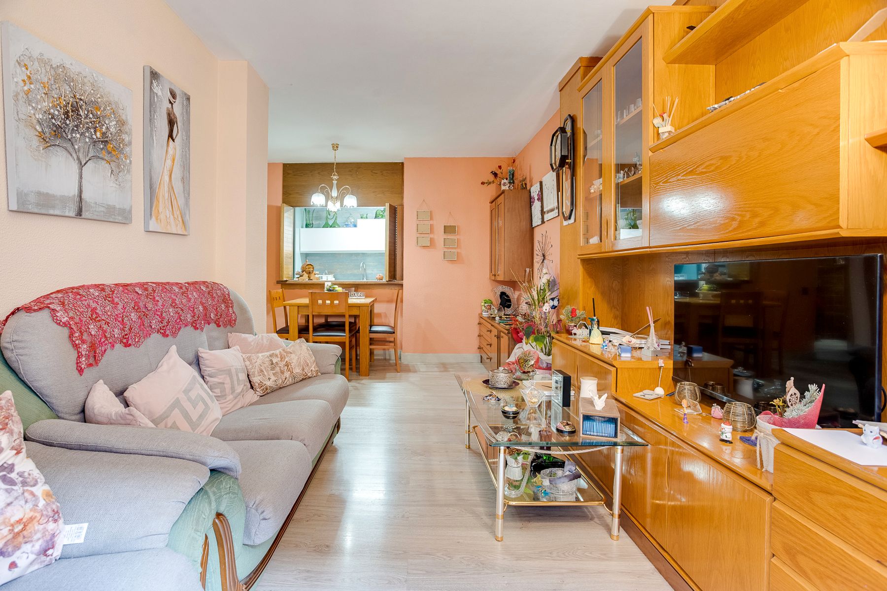 Living room of Flat for sale in Cornellà de Llobregat  with Balcony