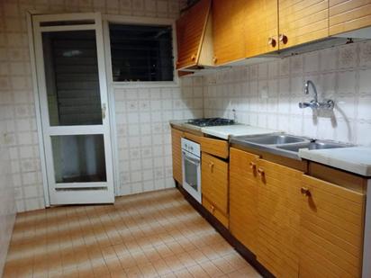 Kitchen of Flat for sale in Manresa  with Balcony